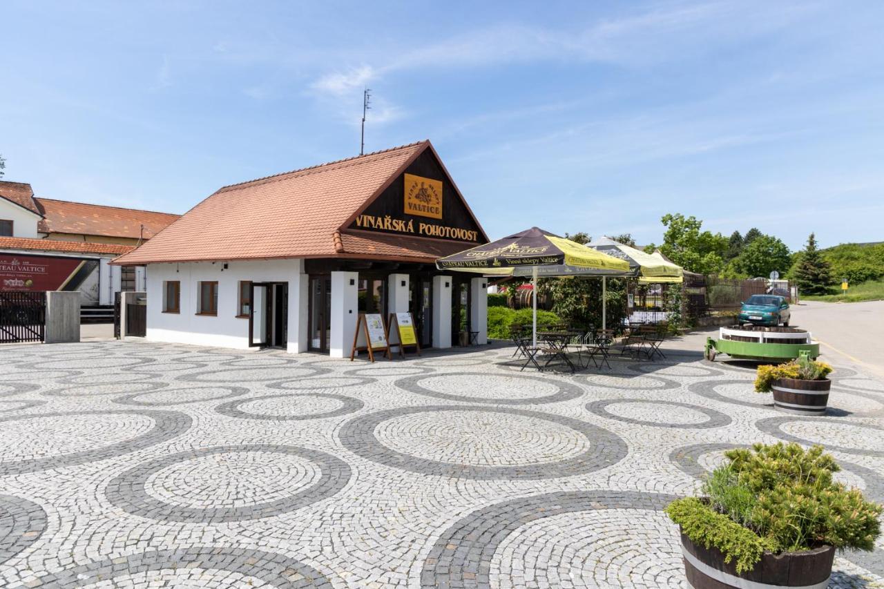 Penzion Alenka Valtice Exterior foto